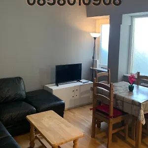 Cheap Budget , Galway Irlanda