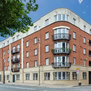 https://saint-pauls-apartment.dublin-hotelsweb.com