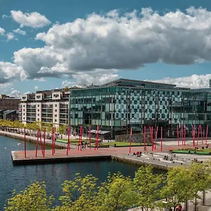 Sweet - Lovely Riverside , Dublín Irlanda